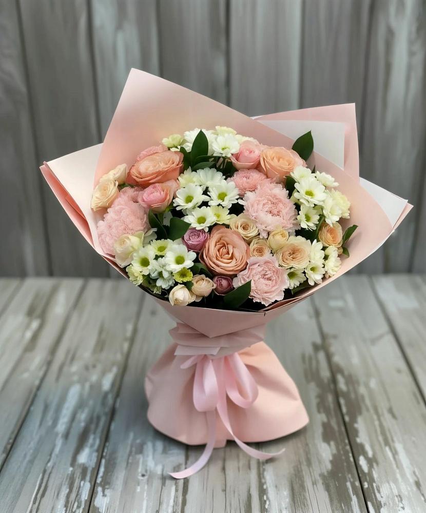 Букет цветов из: Гвоздики, Розы и Хризантемы в Комсомольске-на-Амуре