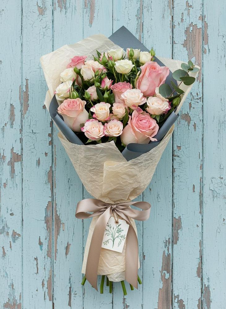 Букет цветов из: Розы в Комсомольске-на-Амуре