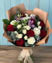 Букет цветов из:  Розы и Альстромерии #REPLACE_PRED# Комсомольске-на-Амуре