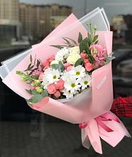 Букет цветов из:  Розы, Лизиантусы и Хризантемы в Комсомольске-на-Амуре