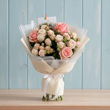 Букет цветов из:  Розы в Комсомольске-на-Амуре
