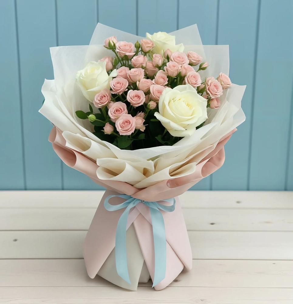 Букет цветов из: Розы в Комсомольске-на-Амуре